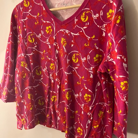 Kim Rogers Vibrant Pink Floral Women's Top Petite L - Picture 4 of 4